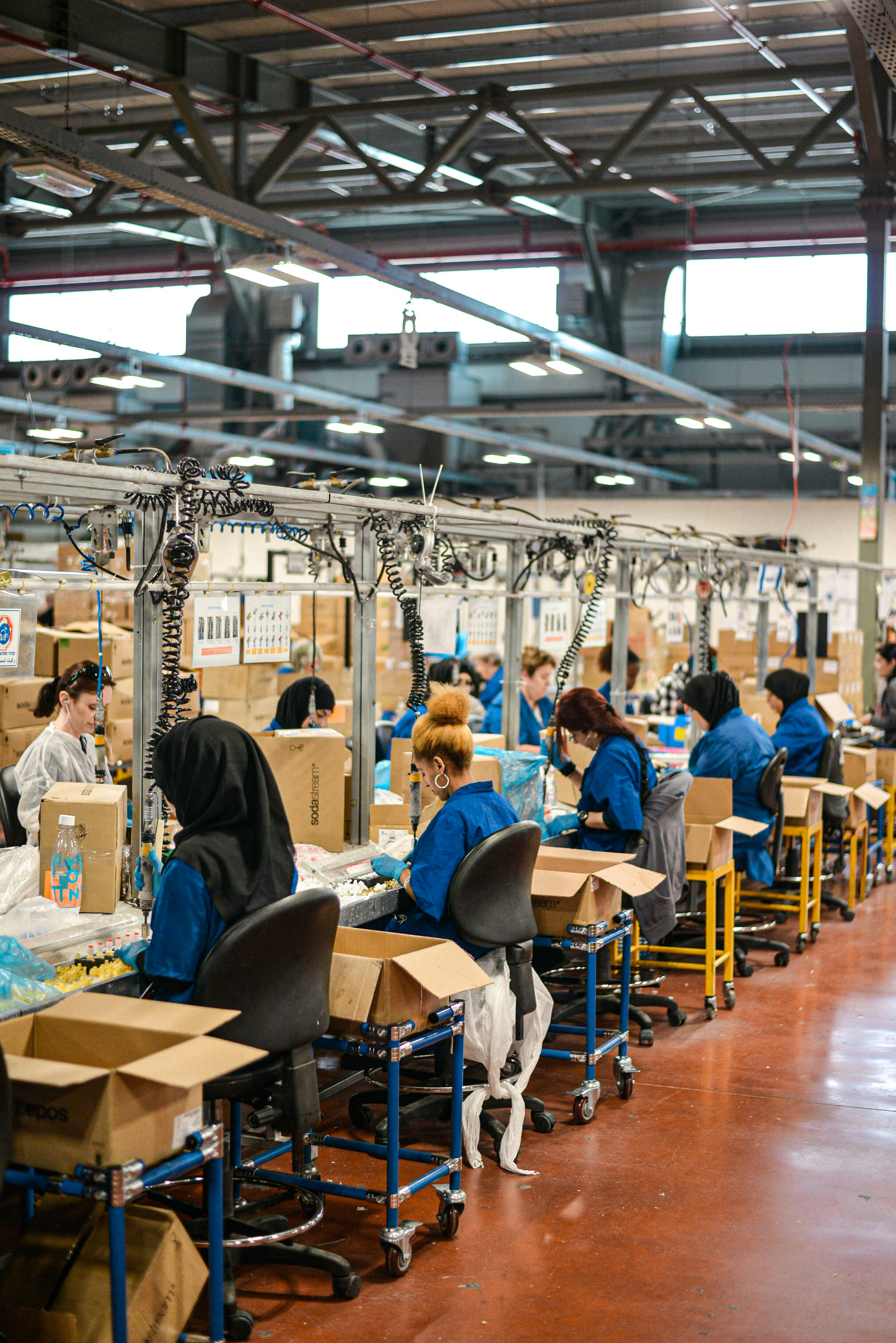 Quiet Hiring in Manufacturing: How Companies Are Filling Critical Roles Without Posting Jobs